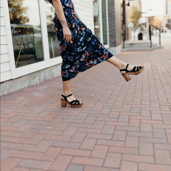 Kimono Dress - Picture 3 of 4